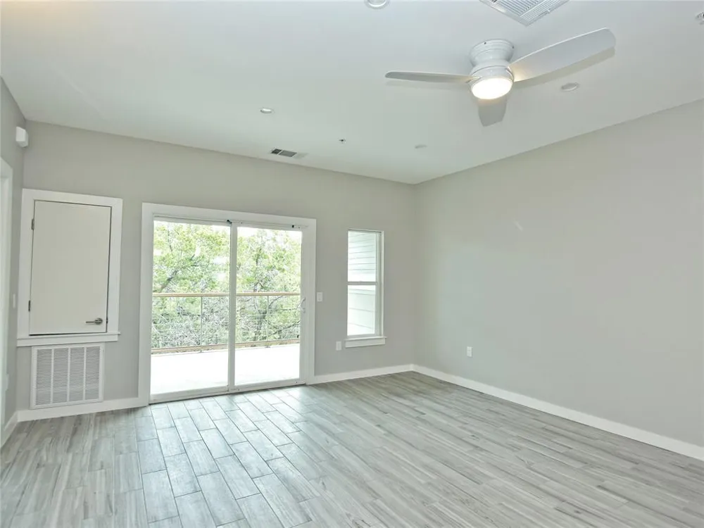 102 Blue Ridge Trail #2 West Lake Hills, TX 78746