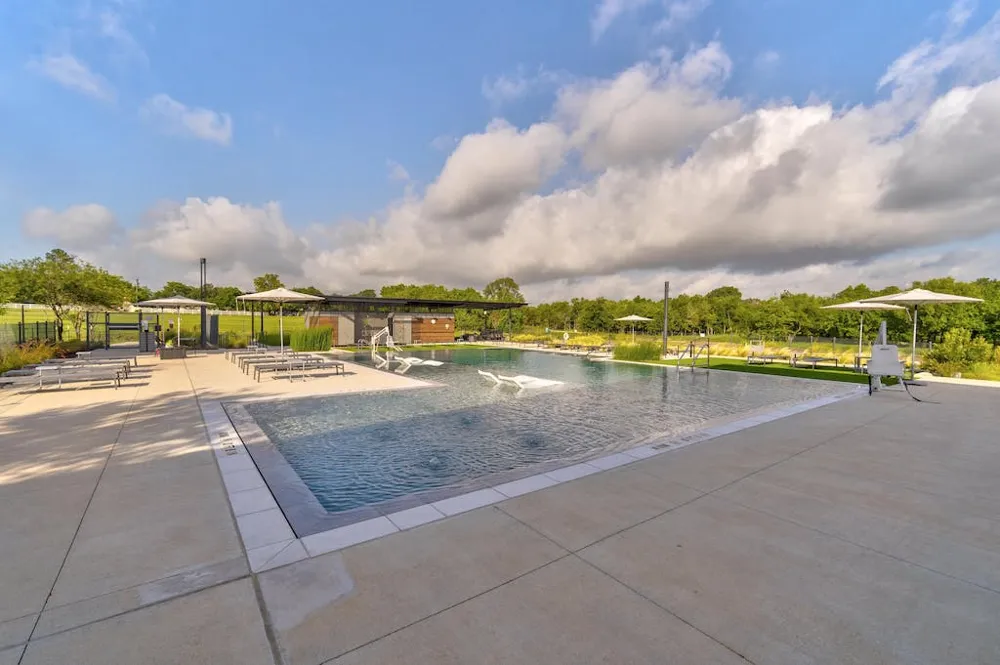 9207 Looksee Lane Austin, TX 78744