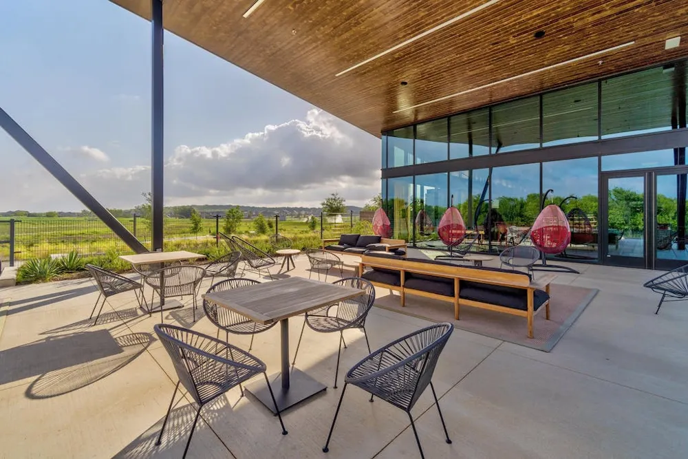 9207 Looksee Lane Austin, TX 78744
