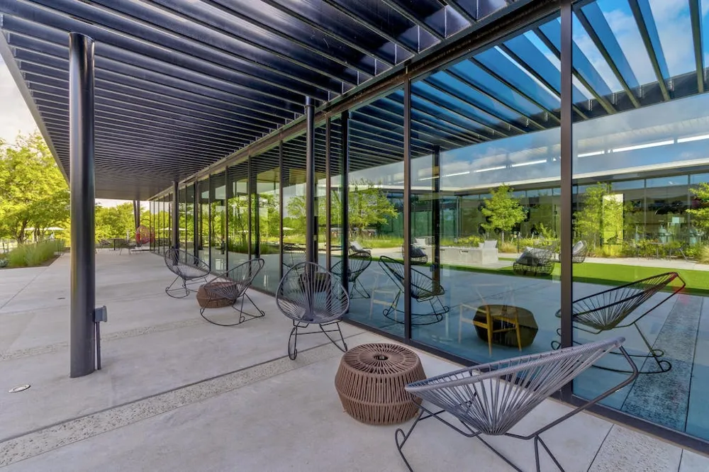 9207 Looksee Lane Austin, TX 78744