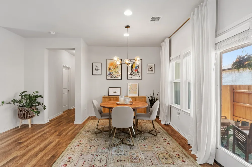 9207 Looksee Lane Austin, TX 78744