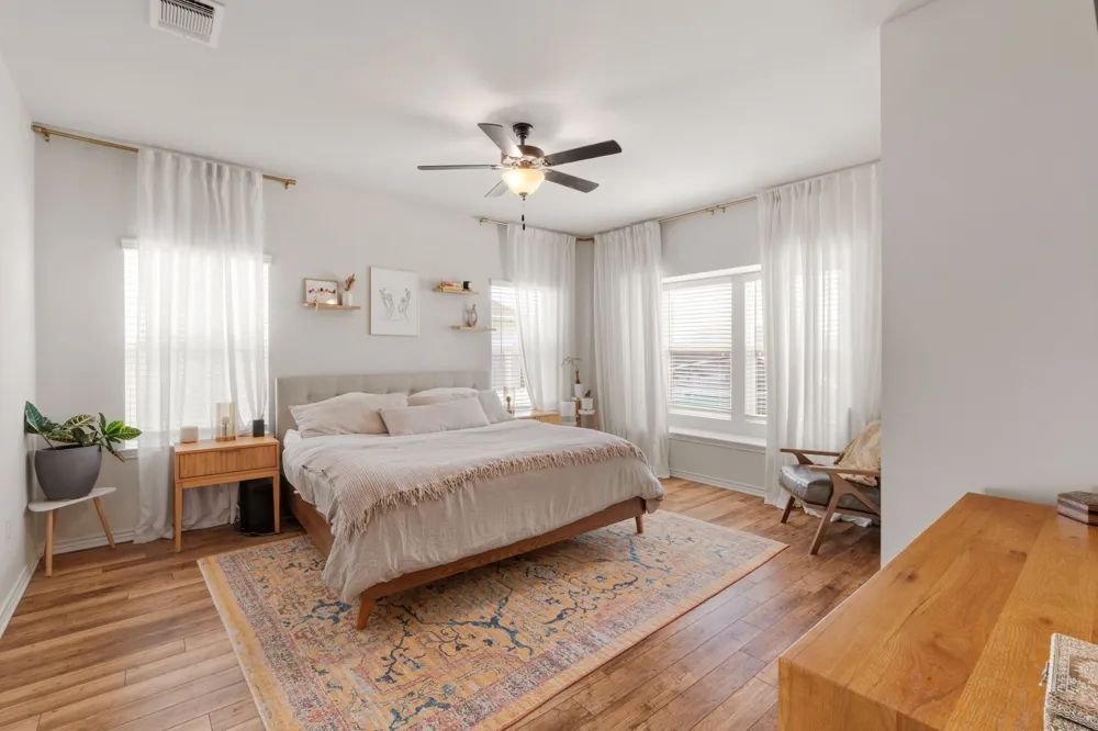 9207 Looksee Lane Austin, TX 78744