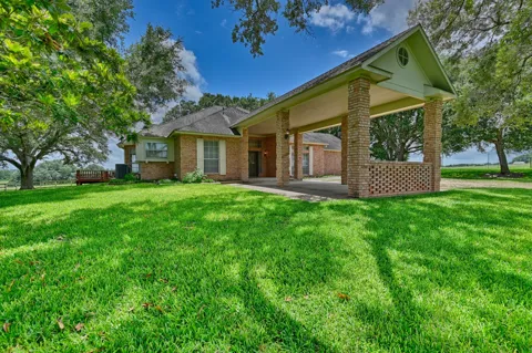 1552 Holub Road