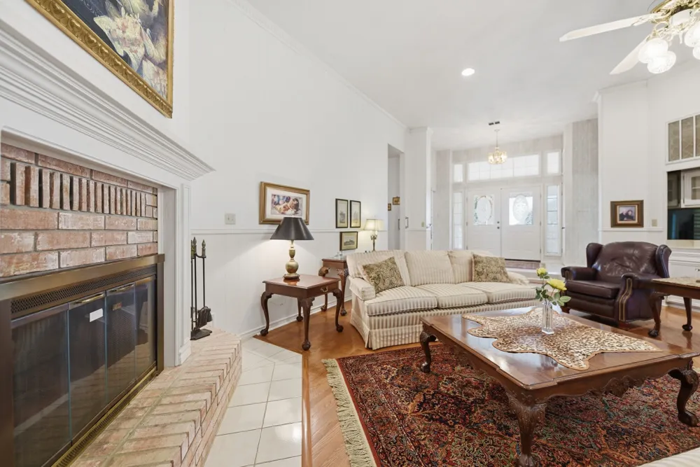 1552 Holub Road Schulenburg, TX 78956