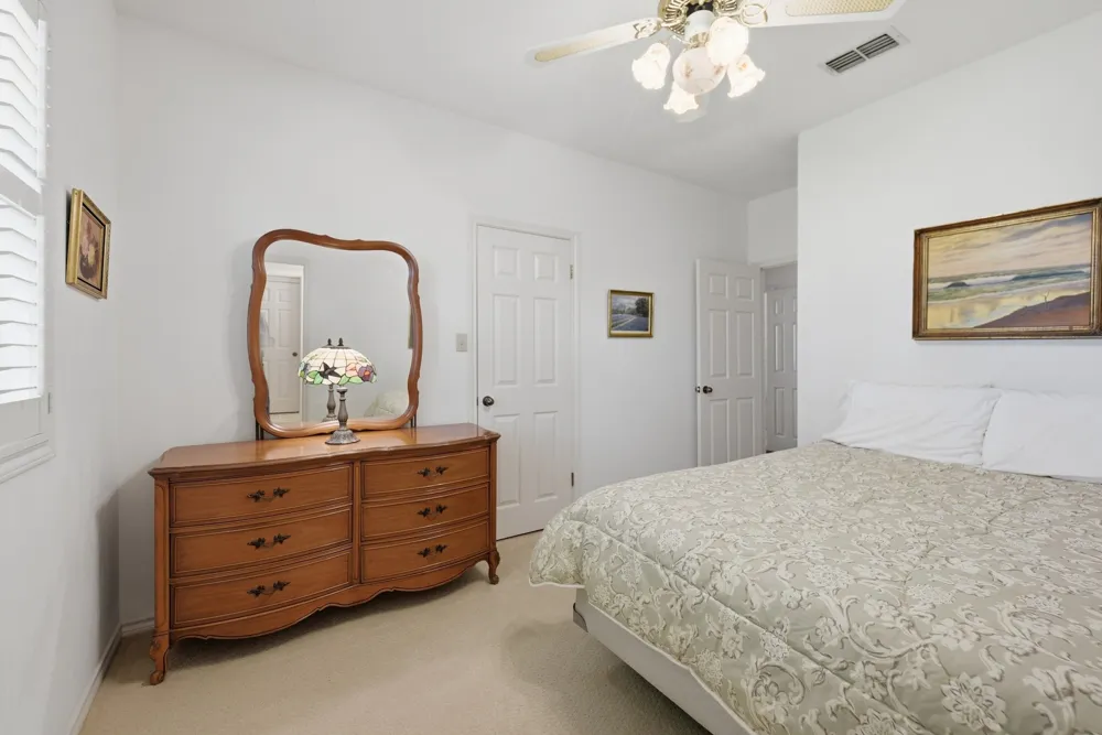 1552 Holub Road Schulenburg, TX 78956