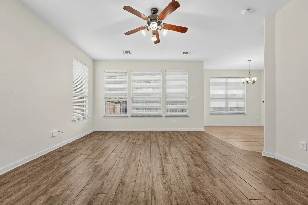 2410 Great Oaks Drive #401 Round Rock, TX 78681