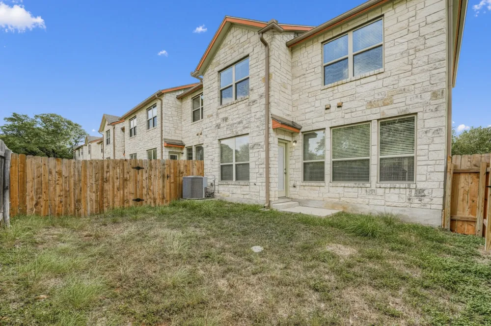 2410 Great Oaks Drive #401 Round Rock, TX 78681