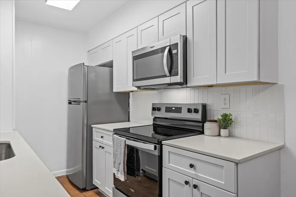 3704 Speedway #102 Austin, TX 78705