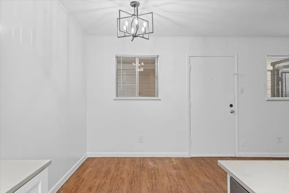 3704 Speedway #102 Austin, TX 78705