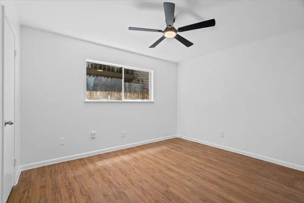 3704 Speedway #102 Austin, TX 78705