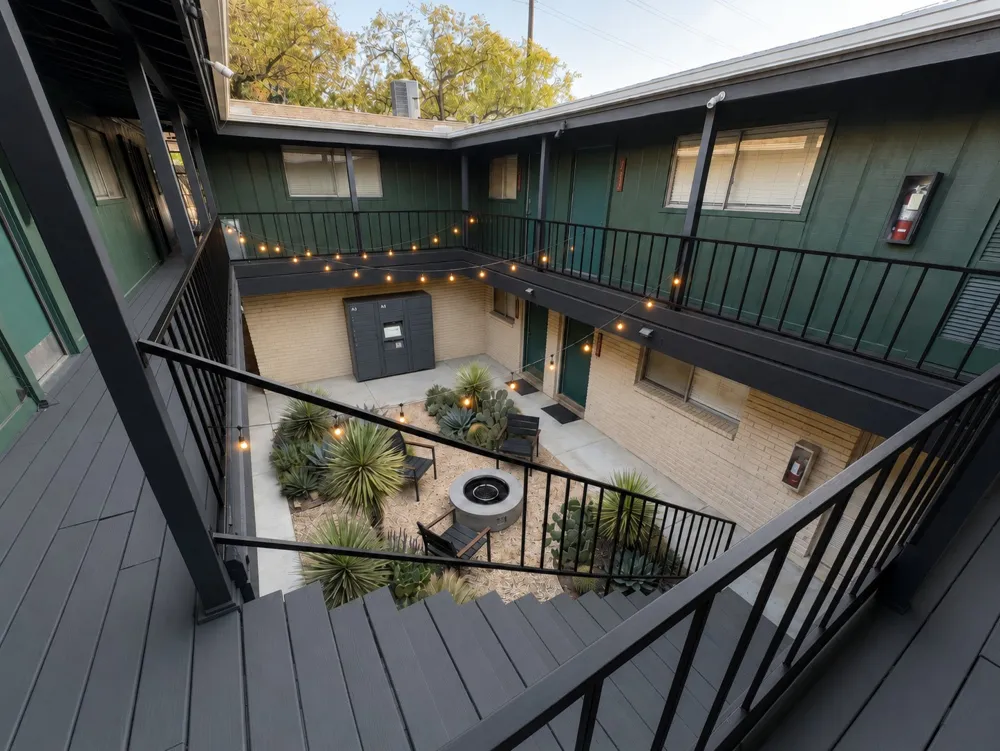 3704 Speedway #102 Austin, TX 78705