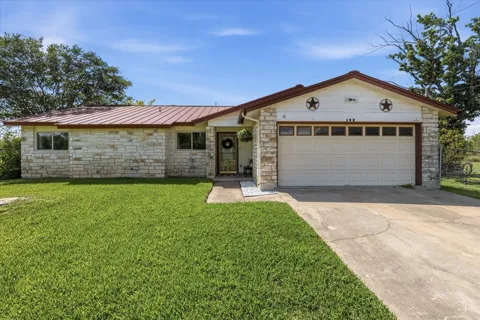 102 Lambs Trail