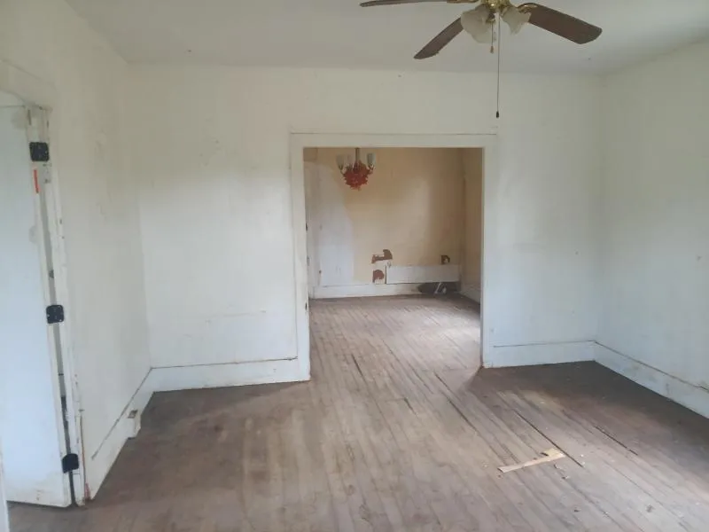 448 Jenkins Road Cedar Creek, TX 78612