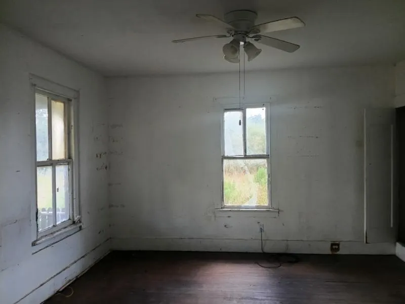 448 Jenkins Road Cedar Creek, TX 78612