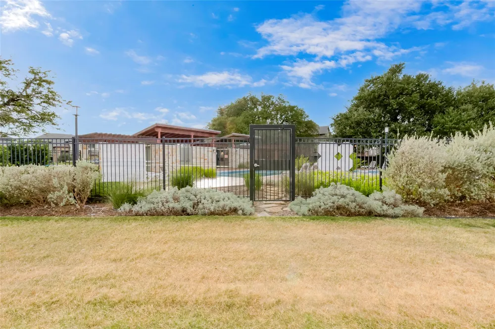 726 Kingston Place Cedar Park, TX 78613
