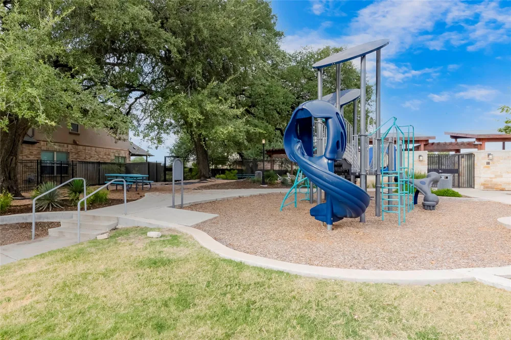726 Kingston Place Cedar Park, TX 78613