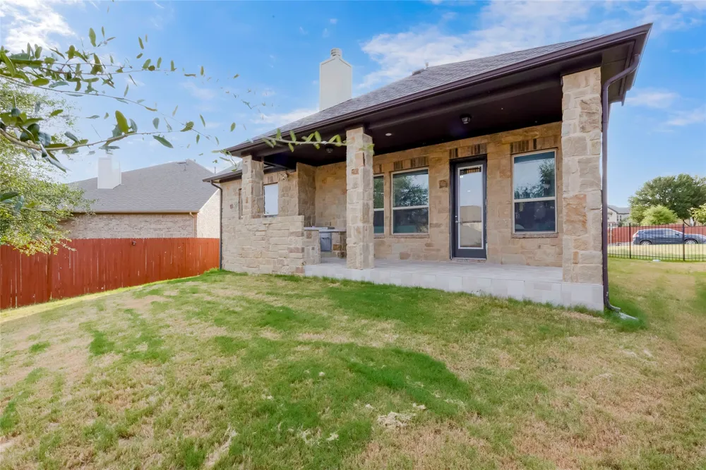 726 Kingston Place Cedar Park, TX 78613