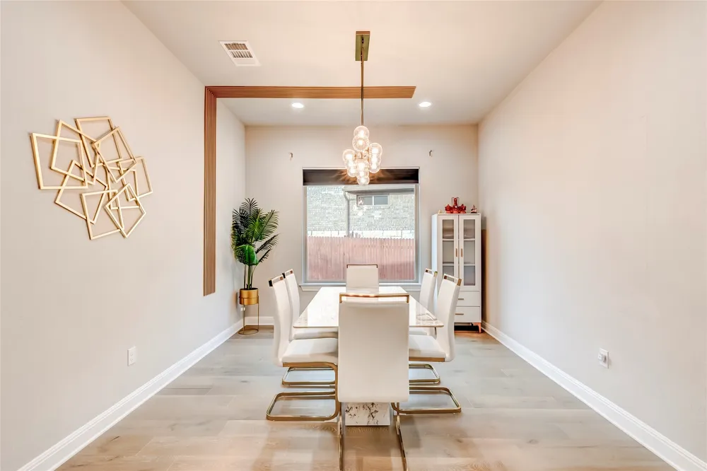 726 Kingston Place Cedar Park, TX 78613
