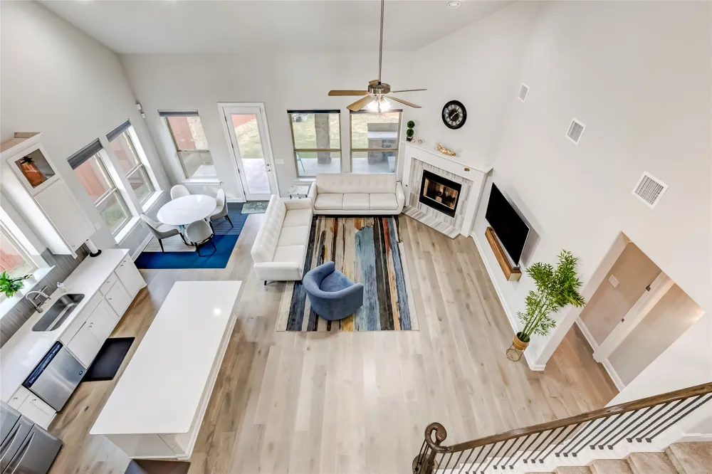 726 Kingston Place Cedar Park, TX 78613