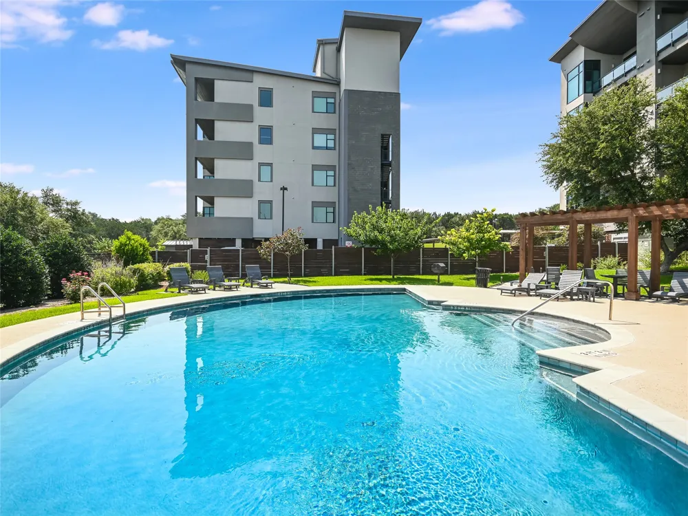 5921 Hi Line Road #2.402 Austin, TX 78734