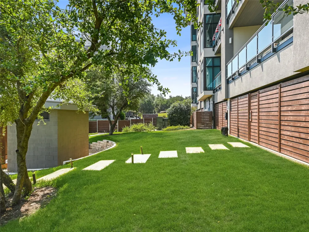 5921 Hi Line Road #2.402 Austin, TX 78734