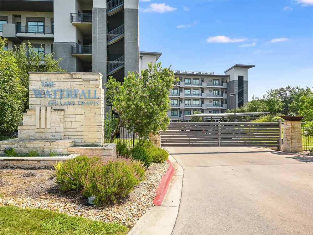 5921 Hi Line Road #2.402 Austin, TX 78734