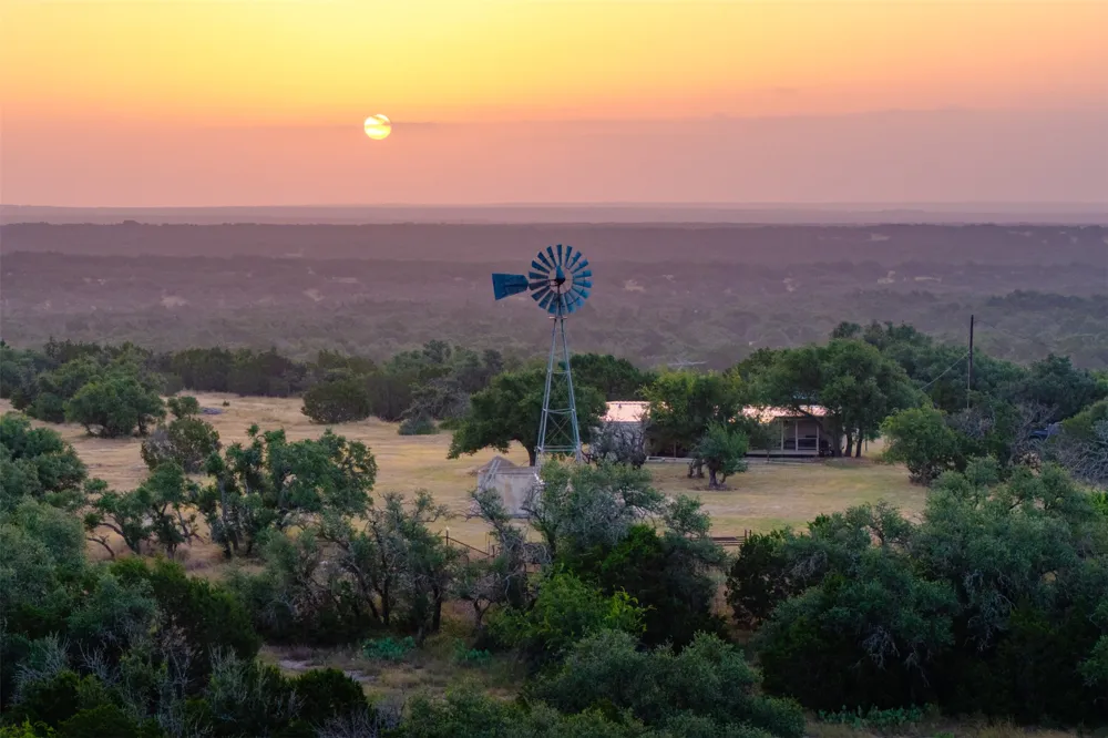 572 Turner Road Junction, TX 76859