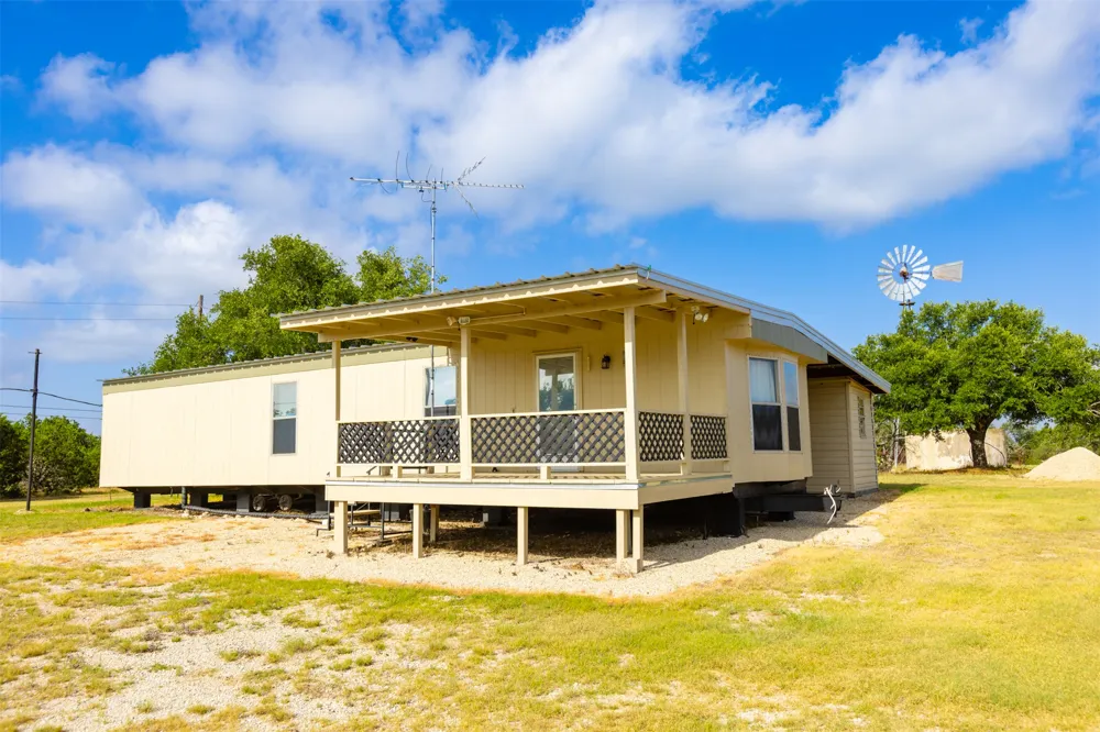 572 Turner Road Junction, TX 76859