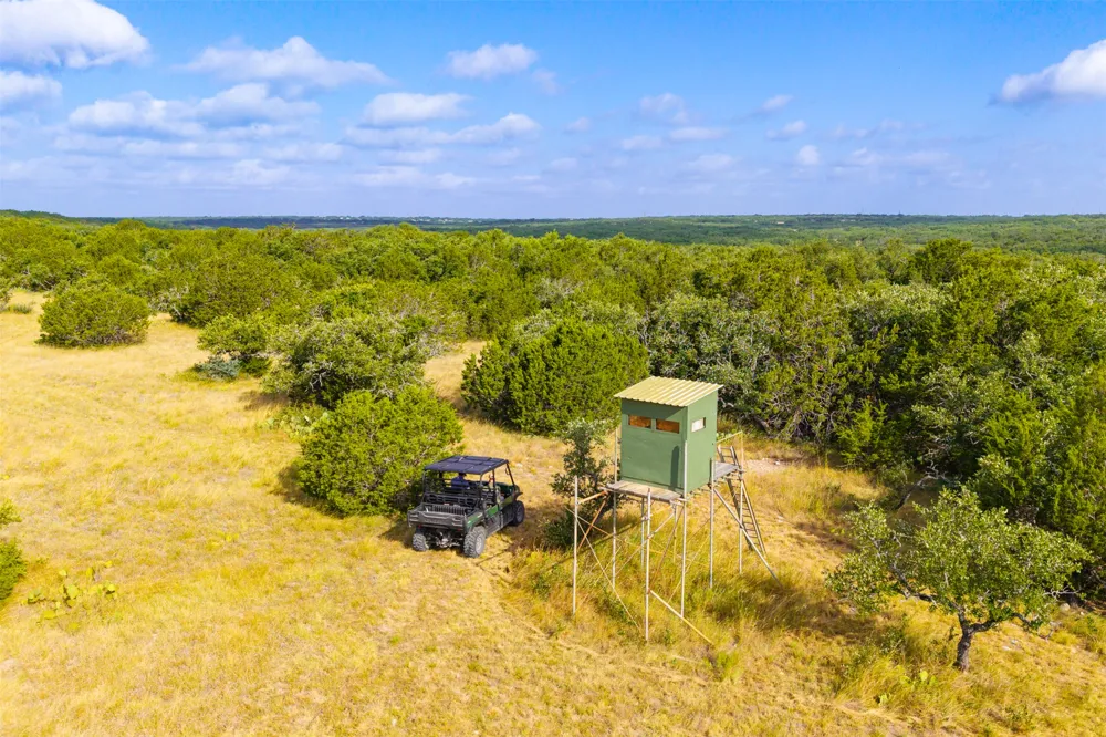 572 Turner Road Junction, TX 76859