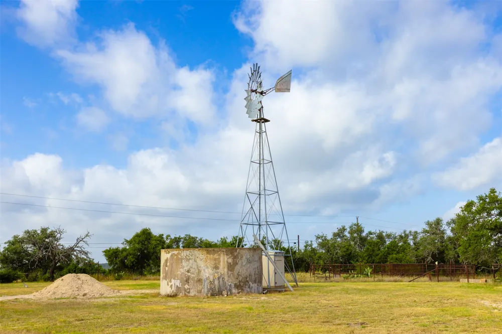 572 Turner Road Junction, TX 76859