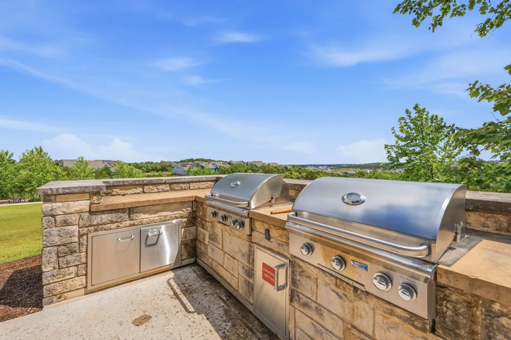 1102 Sage Thrasher Circle Dripping Springs, TX 78620