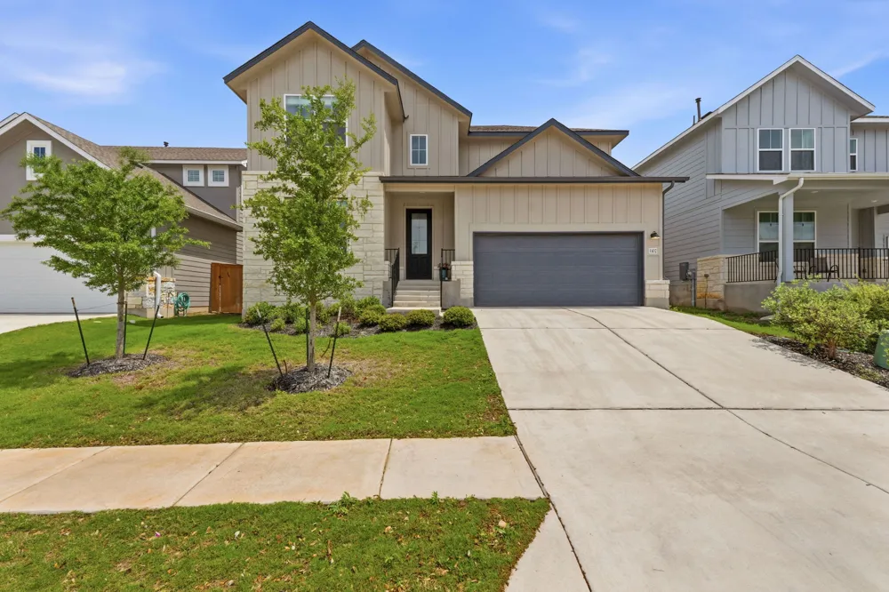 1102 Sage Thrasher Circle Dripping Springs, TX 78620
