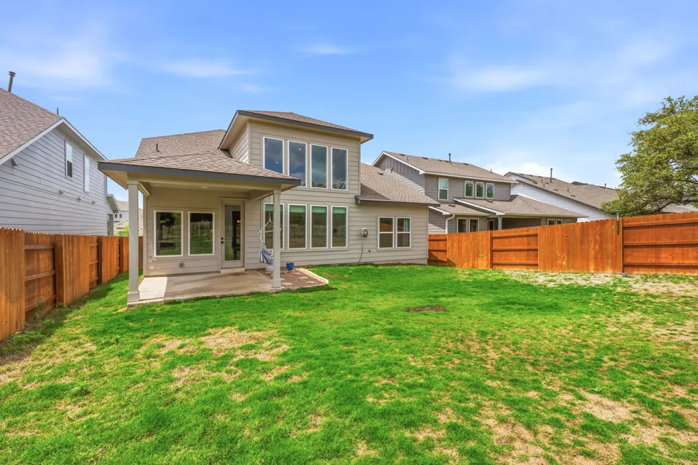 1102 Sage Thrasher Circle Dripping Springs, TX 78620
