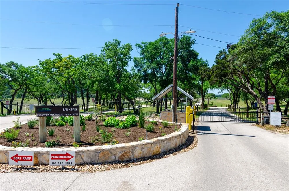 21403 Choctaw Cove Lago Vista, TX 78645