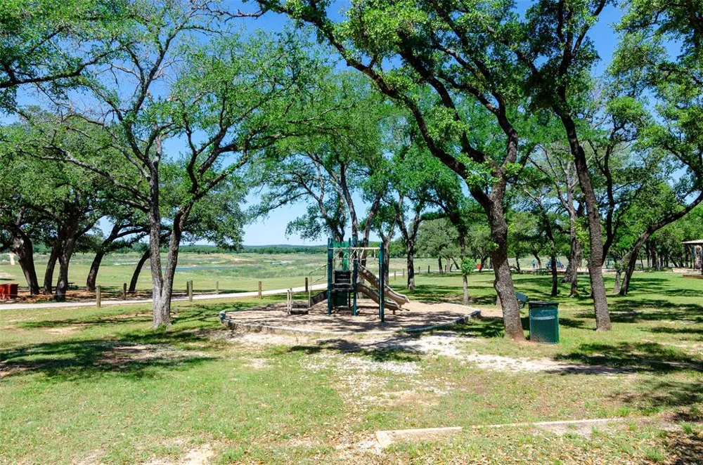 21403 Choctaw Cove Lago Vista, TX 78645