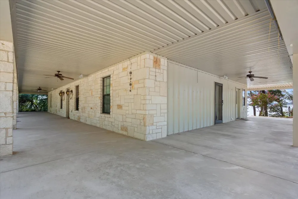 860 Lcr 794 Groesbeck, TX 76642