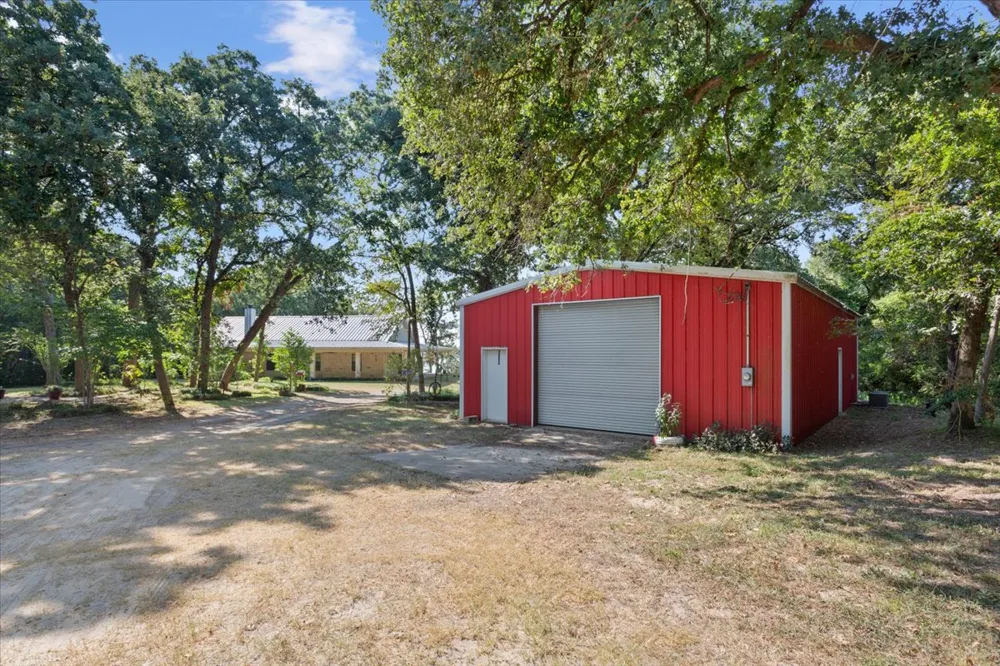 860 Lcr 794 Groesbeck, TX 76642