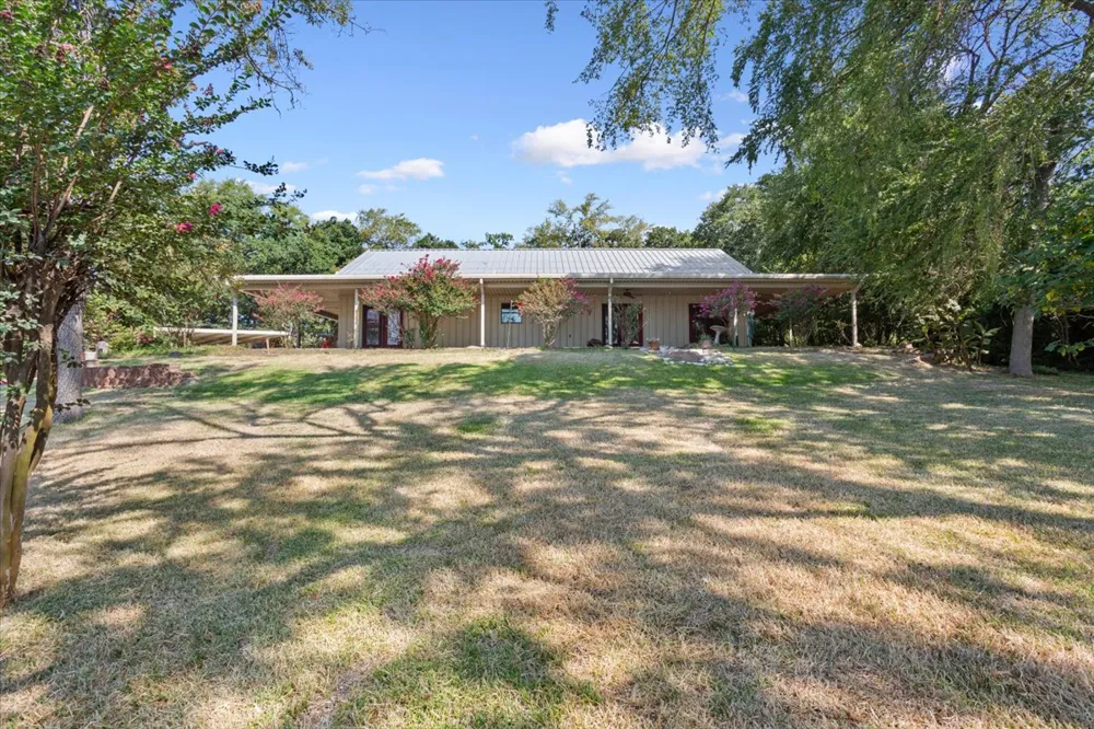 860 Lcr 794 Groesbeck, TX 76642