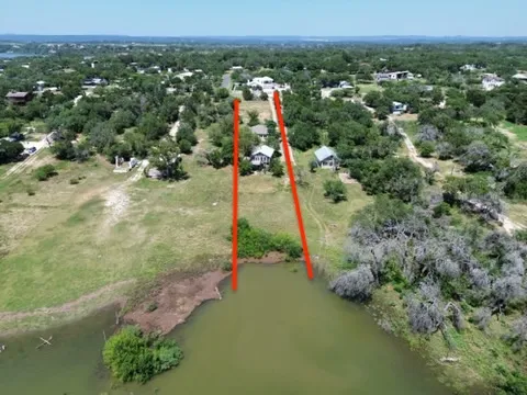 24909 Lake View Drive Spicewood, TX 78669