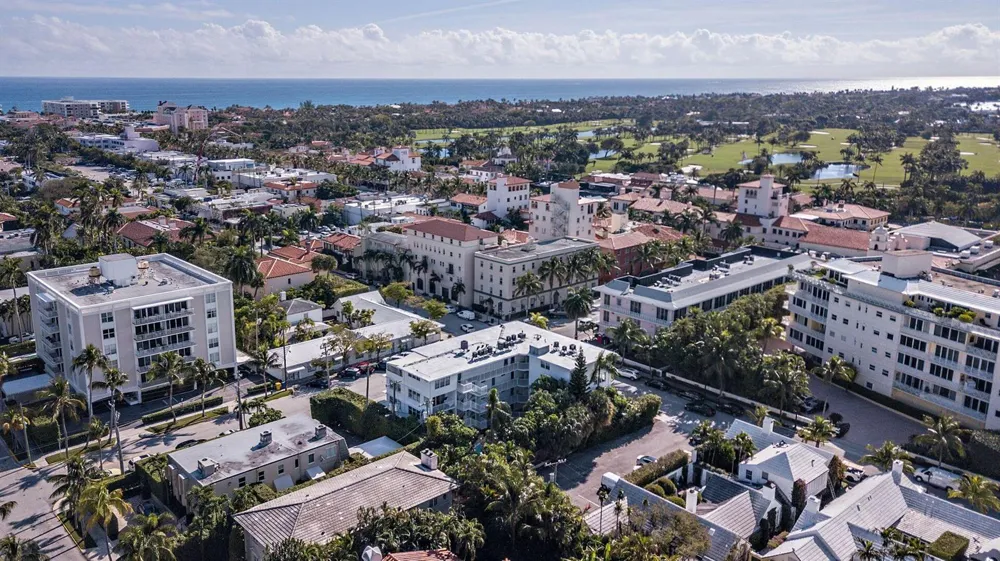 401 Peruvian Avenue #1040 Palm Beach, FL 33480