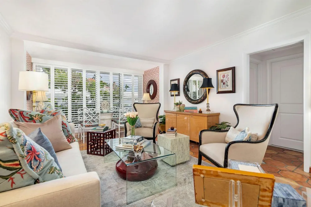 401 Peruvian Avenue #1040 Palm Beach, FL 33480