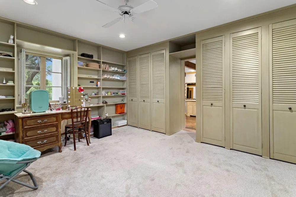 1495 Thomas Road Beaumont, TX 77706