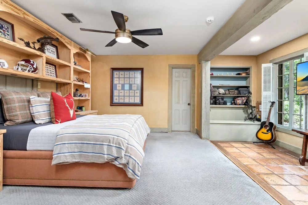 1495 Thomas Road Beaumont, TX 77706
