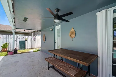 4241 NW 9th Ct #-