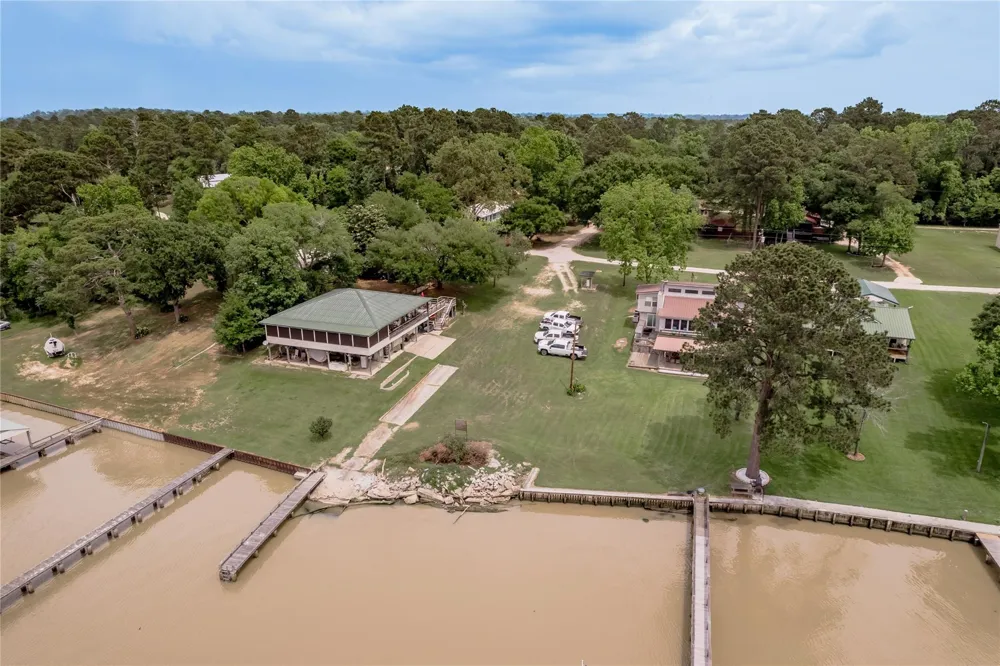 110 Bailey Street Trinity, TX 75862