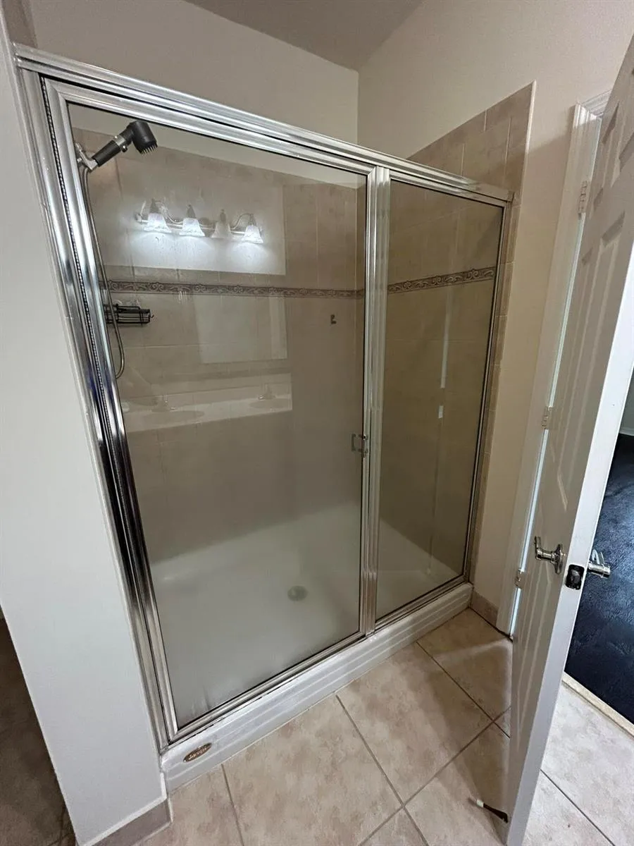 9080 Preston Place #17204 Tamarac, FL 33321
