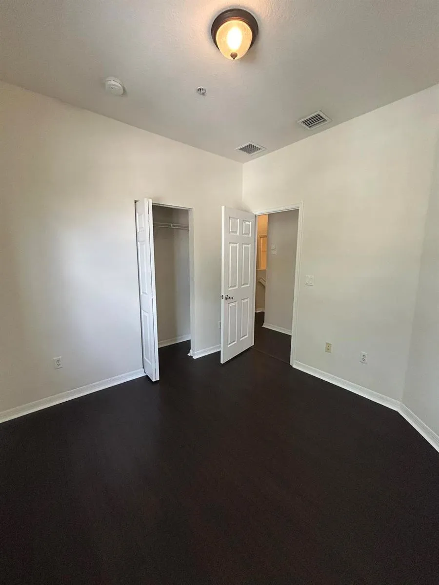 9080 Preston Place #17204 Tamarac, FL 33321