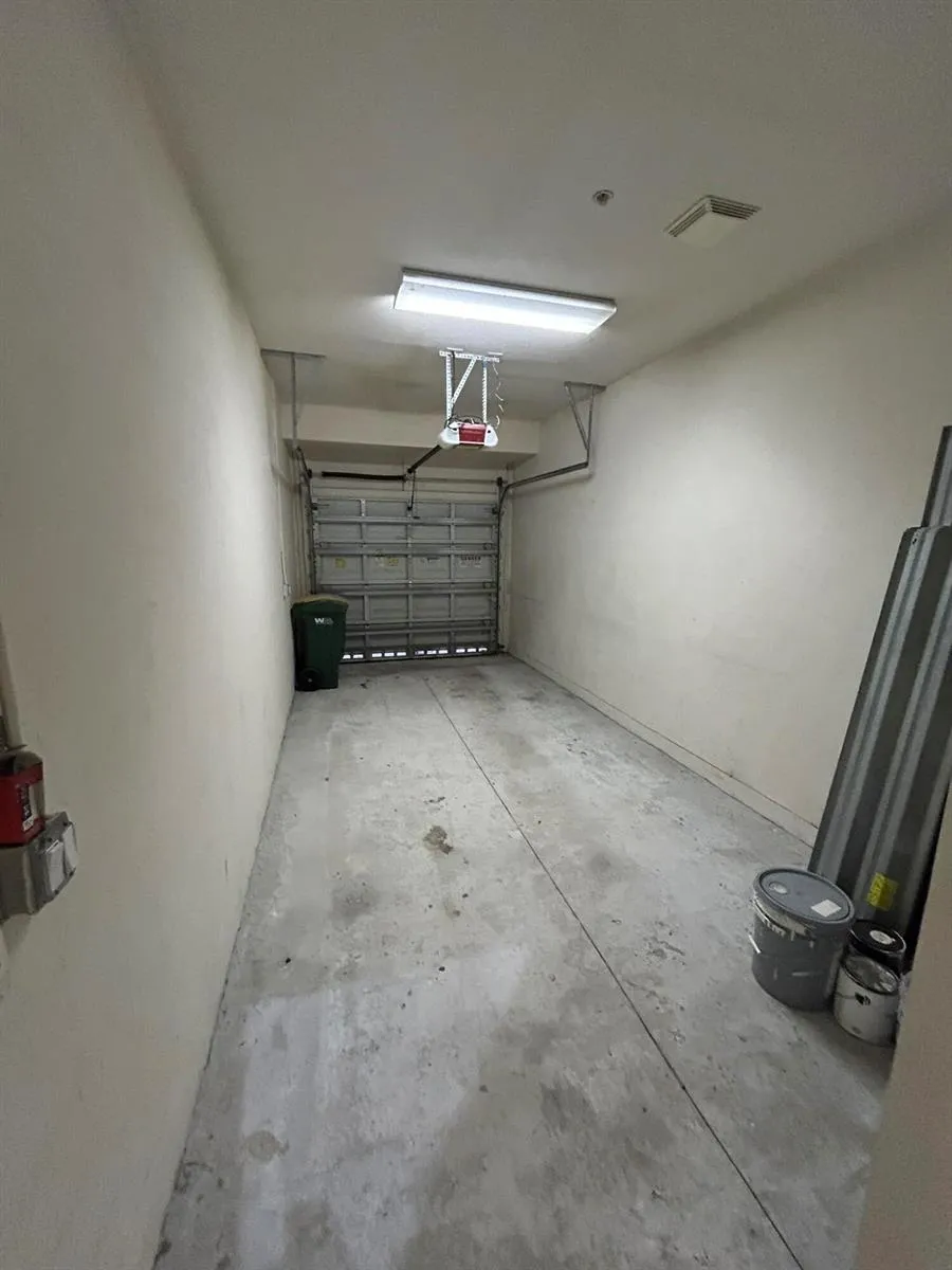 9080 Preston Place #17204 Tamarac, FL 33321