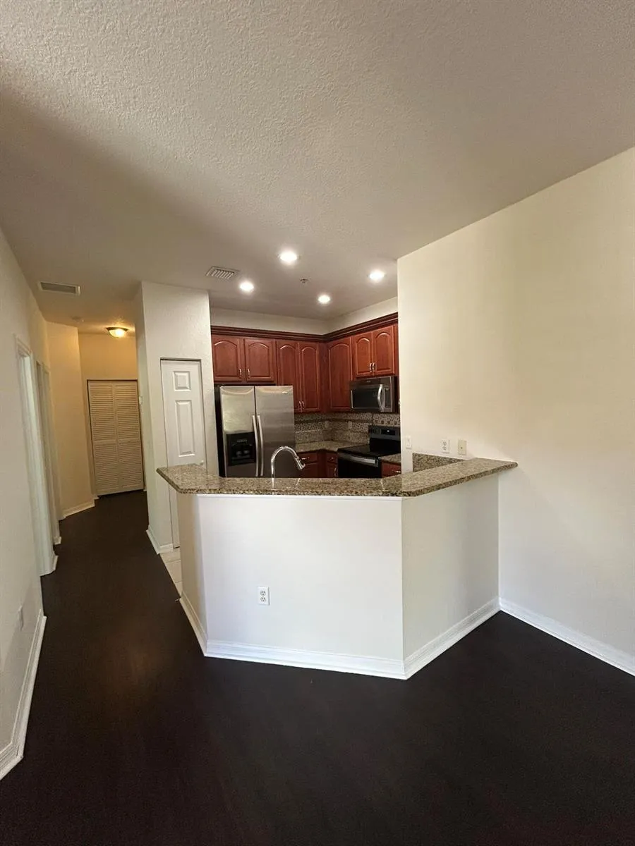 9080 Preston Place #17204 Tamarac, FL 33321