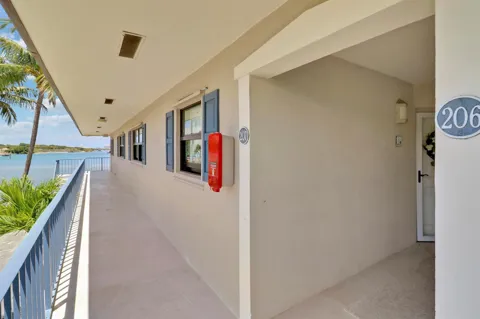 755 Saturn Street #I206